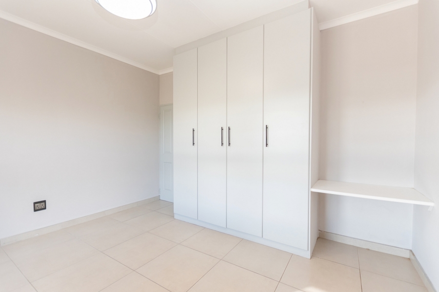 4 Bedroom Property for Sale in Country Club Western Cape